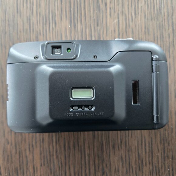 Minolta Riva Zoom 70 Camera - NIB - Picture 3 of 5